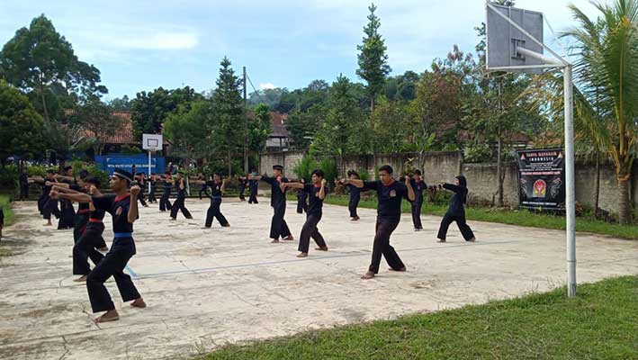 Tradisi Kenaikan Tingkat Wilayah Muslim Begawan Djati di Bogor